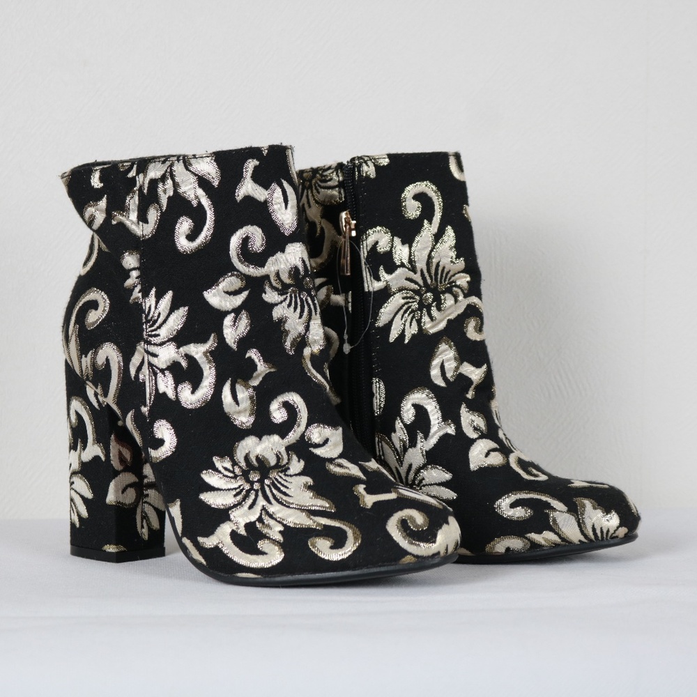 NWT Bamboo Nameste Womens Black Gold Floral Ankle Block Heel Booties Size 8 - Picture 2 of 8